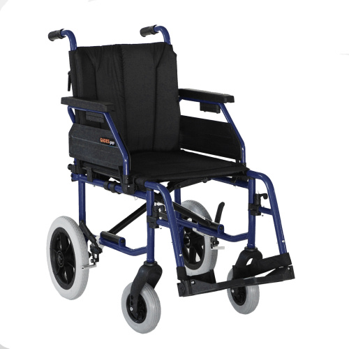 Silla muy ligera, fabricada en aluminio, soporta 130 kg. Se adapta a las necesidades de sedestación de cada usuario. La silla Gades Gap permite multiples regulaciones para adaptarse a la mayoría de usuarios. El asiento se regula en altura y profundidad, altura de los reposabrazos, puños regulables en altura, respaldo regulable en tensión...