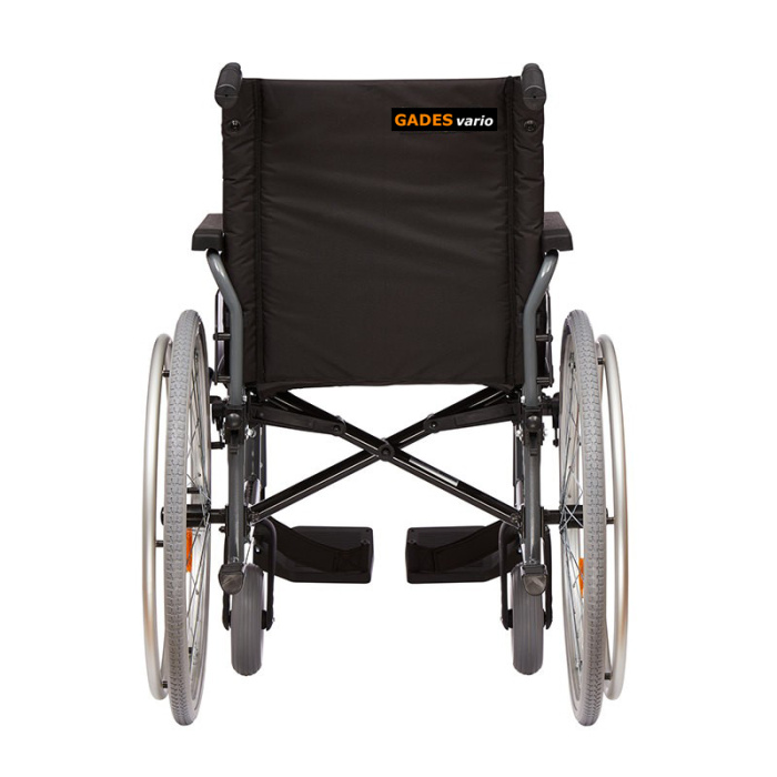 La más resistente y duradera, soporta 130 kg. Se adapta a las necesidades de sedestación de cada usuario. La silla Gades Vario permite multiples regulaciones para adaptarse a la mayoría de usuarios. El asiento se regula en altura y profundidad, altura de los reposabrazos, etc...